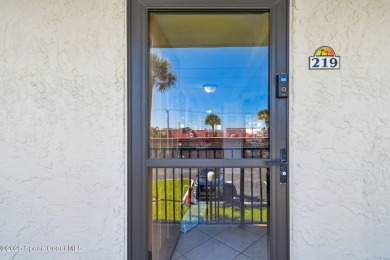 Wake up to gorgeous river views in this bright and breezy