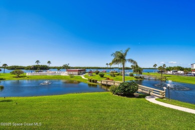 Wake up to gorgeous river views in this bright and breezy