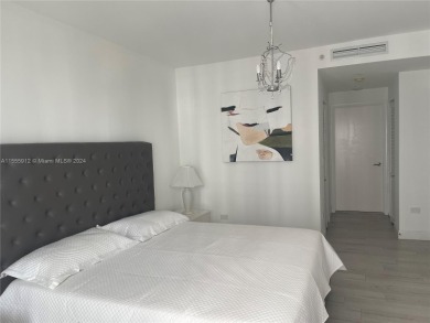 Recently renovated (bedrooms, bathrooms, kitchen and hardwood