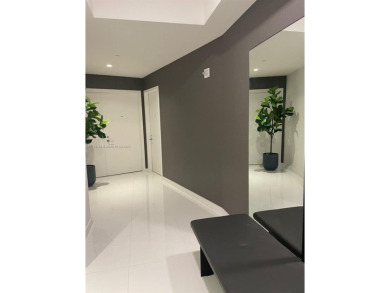 3 BEDROOM PLUS DEN/ 4 bath Fully designer decorated turnkey unit