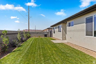 Beautiful 2025 single-level home in scenic Hurricane! Enjoy