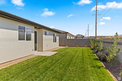 Beautiful 2025 single-level home in scenic Hurricane! Enjoy