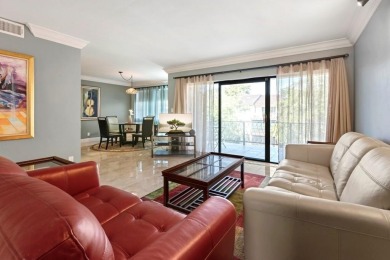 PENTHOUSE - A dream retreat. Nestled in this rustic environment