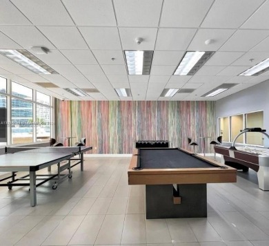 Amazing Location, at the heart of the Brickell Financial