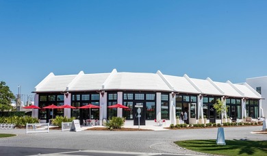 ''Lining Alys Beach's 'Main Street' leading from its town center