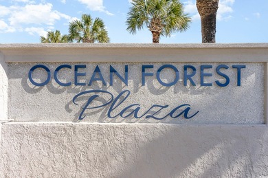 Wake up to the sound of waves and breathtaking panoramic ocean