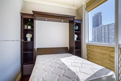 Stunning Ocean-View 2-Bedroom in Prime Location! This pristine