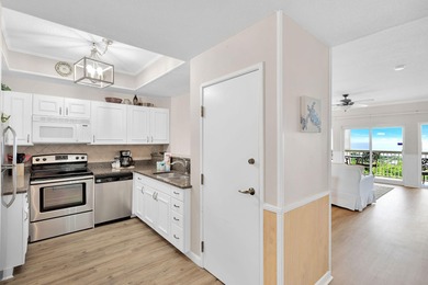 Amazing gulf views from this beautifully decorated 2BR/2BA condo