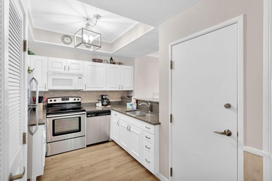 Amazing gulf views from this beautifully decorated 2BR/2BA condo