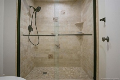 Bring your toothbrush and your boat to this spacious, turn-key