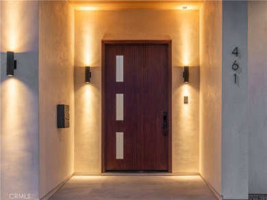 Located in the highly coveted Poet's Section of Manhattan Beach