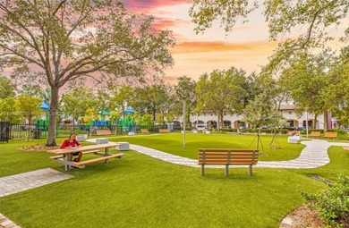 Short term rental allowed.  and  permitted. Fully equipped, 1