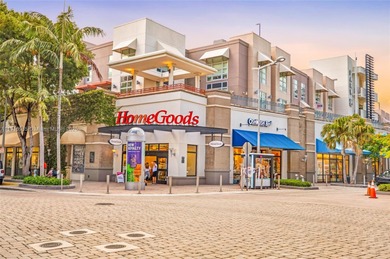 Short term rental allowed.  and  permitted. Fully equipped, 1