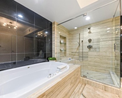 INCREDIBLE OPPORTUNITY TO OWN THIS 3BED/3BATH THRU UNIT WITH