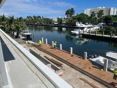 Prestigious Royal Plaza Dr, new Miami Modern Waterfront Estate