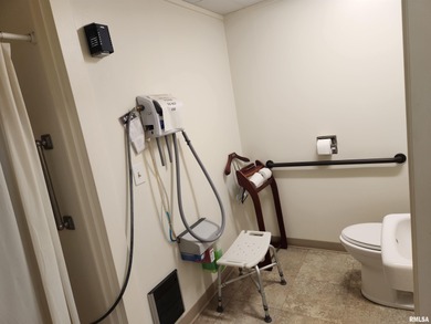 15K sqft multi use Industrial warehouse/office space for sale