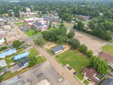 Here's your chance to own or lease a storybook-style commercial