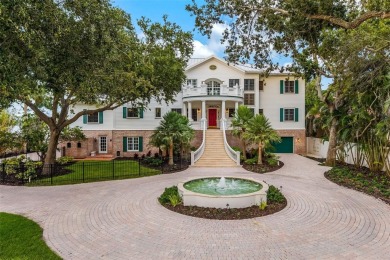 A private legacy estate on Siesta Key. Behind a private gate and
