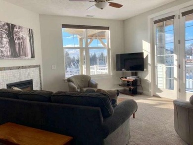 This welcoming 3rd floor corner unit is located in the heart of