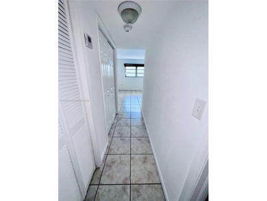 BEAUTIFUL ONE-BEDROOM, ONE-BATHROOM APARTMENT IN EXCELLENT