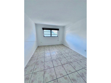 BEAUTIFUL ONE-BEDROOM, ONE-BATHROOM APARTMENT IN EXCELLENT