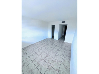 BEAUTIFUL ONE-BEDROOM, ONE-BATHROOM APARTMENT IN EXCELLENT