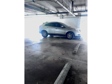 BEAUTIFUL ONE-BEDROOM, ONE-BATHROOM APARTMENT IN EXCELLENT