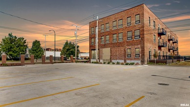 Welcome to Peoria's Newest Condominium Development in the Newly