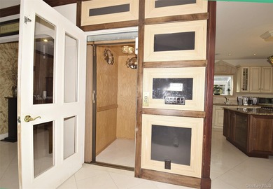 Now's the Time-Drastic Price Drop! Stunning View Golf Villa Now