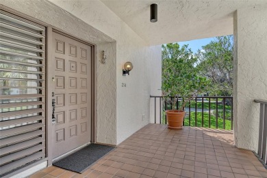 Below $400,000 Seaplace opportunity o Hurricane shutter & newer