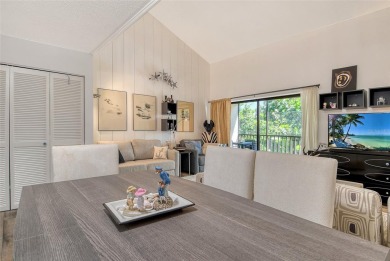 Below $400,000 Seaplace opportunity o Hurricane shutter & newer