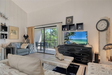 Below $400,000 Seaplace opportunity o Hurricane shutter & newer