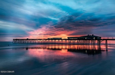 Sunglow Resort in Daytona Beach Shores is a direct oceanfront