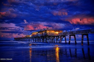 Sunglow Resort in Daytona Beach Shores is a direct oceanfront