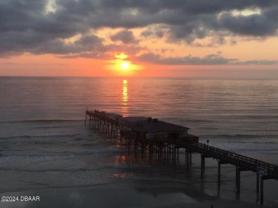 Sunglow Resort in Daytona Beach Shores is a direct oceanfront