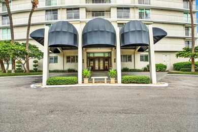 Welcome to The Bayshore Diplomat -- one of South Tampa's most