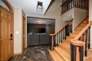 Exceptional Equestrian Property in Roaming Shores. This