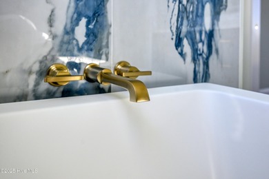 Custom-built 4BR/3.5BA coastal home in a sought-after North