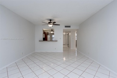 Priced Right - 2BR condo in the beautiful Island Club, Pompano