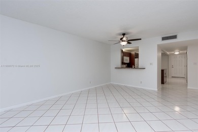 Priced Right - 2BR condo in the beautiful Island Club, Pompano