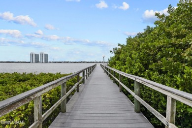 What a meticulously well cared for and renovated 1 bedroom , 2