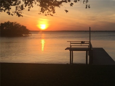 Recreational, Lakefront Home , located on Lake Corpus Christi