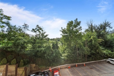 Commuter's dream with assigned garage parking! Large 2 bedrooms