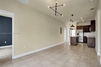 Beautiful 3-bedroom, 2-bathroom condo in Urbana Residences