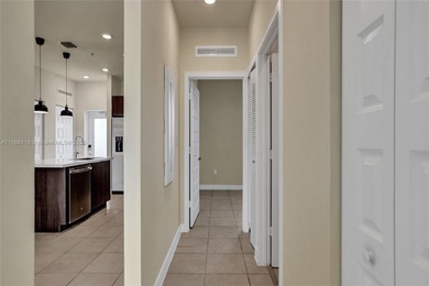 Beautiful 3-bedroom, 2-bathroom condo in Urbana Residences