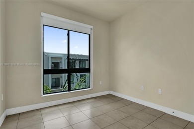 Beautiful 3-bedroom, 2-bathroom condo in Urbana Residences