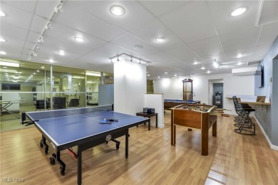 Beautiful Light Filled One Bedroom Suite Located on the 13th