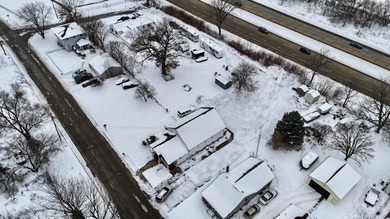 Located at 526 Fairyland Ave in Jackson, MI, this property