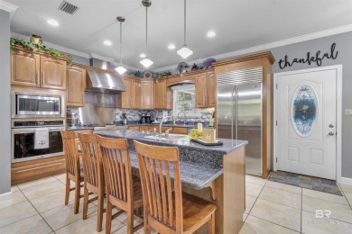 Rare and unique property available in Gulf Shores 2 large corner