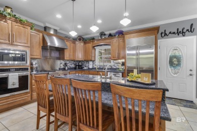 Rare and unique property available in Gulf Shores 2 large corner